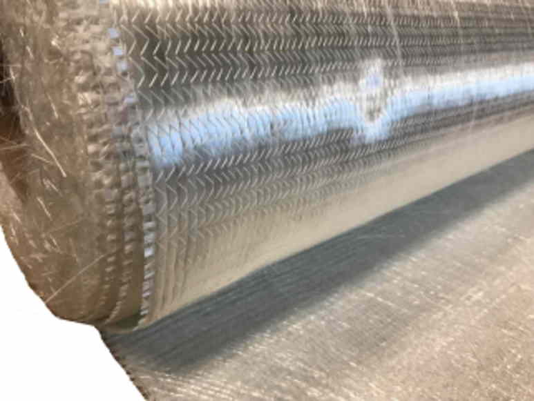 Kombi glasfibermåtte 1250 gram UD/CSM pr. m2 Kombi glasfibermåtte 1250 gram UD/CSM pr. m2