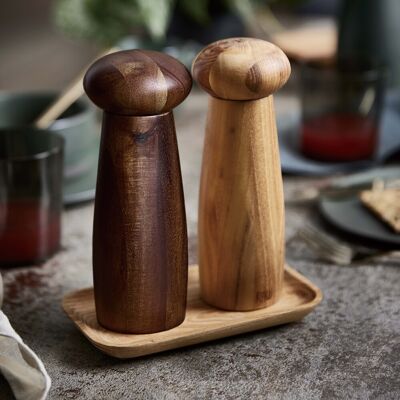 Aida Raw Teak Kværnesæt M/bakke Aida Raw Teak Kværnesæt M/bakke