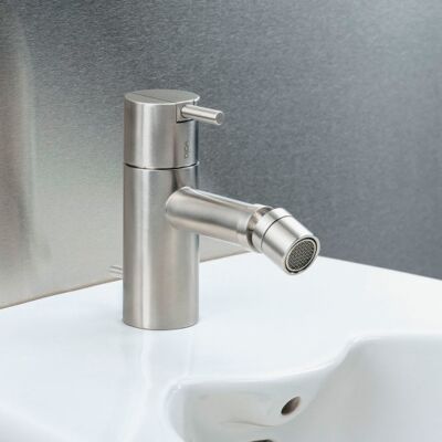 Vola HV416 Bidet-Armatur - Højde 12 cm - Rustfrit stål forbindelses slanger Vola HV416 Bidet-Armatur - Højde 12 cm - Rustfrit stål forbindelses slanger