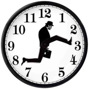 Inspireret Silly Walk vægur Creative Silent Mute Clock vægkunst til hjemmet (sort)