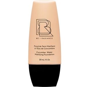 BE + Radiance Make-up Ansigtsmakeup Cucumber Water Matifying Foundation No. 40 Tan / Warm