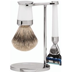 ERBE Shaving Shop Barbersæt Gavesæt Premium design PARIS Gillette Fusion skraber hvid kunstharpiks 1 stk + barberkost Silvertip hvid kunstharpiks 1 stk. + holder til skraber og barberkost 1 stk.