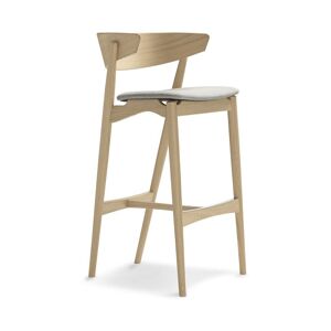 Sibast Furniture No 7 Bar Stool SH: 75 cm - Soap Oak / Remix 123 Light Grey