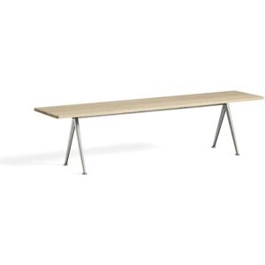 HAY Pyramid Bench 12 L: 190 cm - Beige Steel Base/Matt Lacquered Oak