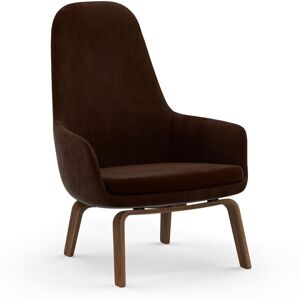 Normann Copenhagen Era Lounge Chair High Walnut SH: 40 cm - City Velvet Vol 2 / 021