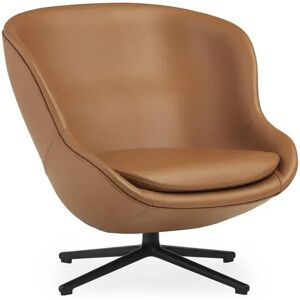 Normann Copenhagen Hyg Low Loungestol SH: 40 cm - Brandy Læder/Sort Aluminium