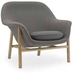 Normann Copenhagen Drape Lounge Chair Low Oak H: 85 cm - Steelcut Trio 253 / Ultra Leather Lava