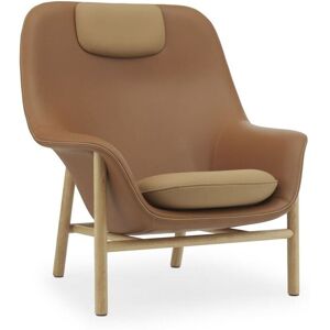 Normann Copenhagen Drape Lounge Chair High Oak H: 103 cm - Ultra Leather Brandy / Ultra Leather Camel