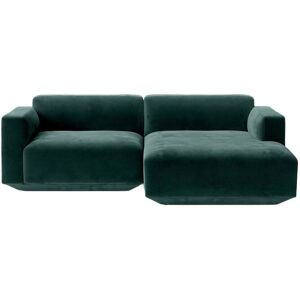 &Tradition Develius 2 Pers. Sofa med lav arm og Højrevendt Chaiselong L: 220 cm - Ritz 6726 Dark Green