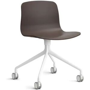 HAY AAC 14 About A Chair SH: 46 cm - White Powder Coated Aluminium/Raisin