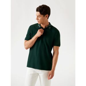 Guesstil Mænd. M5yp34kcjv1 Poloshirt Med Logo På Kraven, Grøn (S), Casual, Bomuld, Korte Ærmer Guesstil Mænd. M5yp34kcjv1 Poloshirt Med Logo På Kraven, Grøn (S), Casual, Bomuld, Korte Ærmer