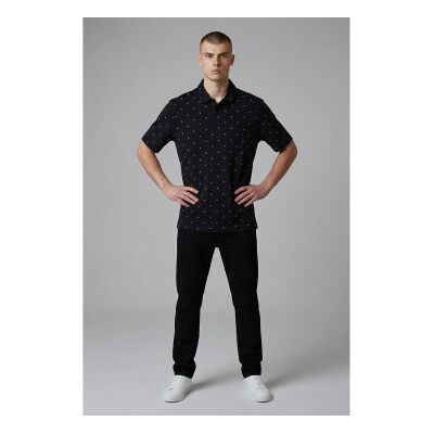 Giorgio Armani A x Armani Exchangetil Mænd. Xm000735af10356fb434 Poloshirt Med Marineblå Print (M), Casual, Bomuld, Korte Ærmer Giorgio Armani A x Armani Exchangetil Mænd. Xm000735af10356fb434 Poloshirt Med Marineblå Print (M), Casual, Bomuld, Korte Ærmer