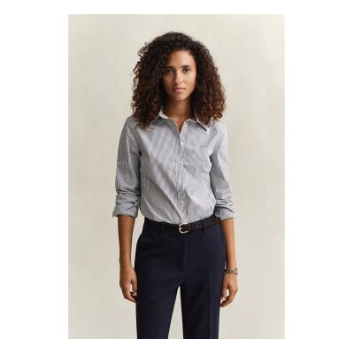 Ganttil Kvinder. 4300487 Slim Fit-Skjorte I Marineblå Stribet Popelin (40), Casual, Bomuld, Klassisk, Lange Ærmer Ganttil Kvinder. 4300487 Slim Fit-Skjorte I Marineblå Stribet Popelin (40), Casual, Bomuld, Klassisk, Lange Ærmer