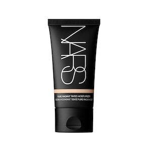 NARS Pure Radiant Tinted Moisturizer - SPF30