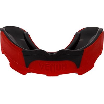 Venum Predator Mouth Guard, red Venum Predator Mouth Guard, red