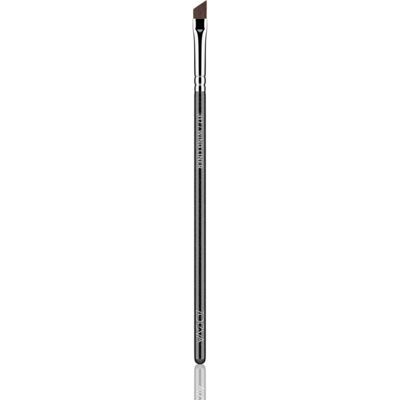 ZOEVA 317 Wing Liner Bøjet eyeliner børste 1 stk. ZOEVA 317 Wing Liner Bøjet eyeliner børste 1 stk.