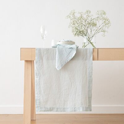 LinenMe Bordløber, isblå, stenvasket ICE BLUE LinenMe Bordløber, isblå, stenvasket ICE BLUE