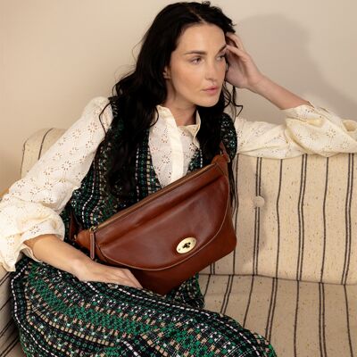 RE:DESIGNED Saya Bumbag Cognac RE:DESIGNED Saya Bumbag Cognac