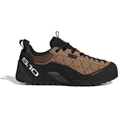 FiveTen Men's Guidetennie Pro Gore-Tex Cardboard / Cloud White / Core Black, 42 2/3 FiveTen Men's Guidetennie Pro Gore-Tex Cardboard / Cloud White / Core Black, 42 2/3