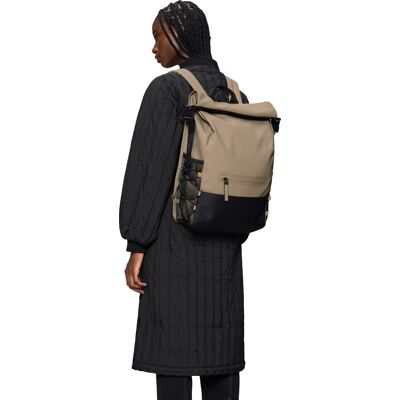 Rains Trail Mountaineer Rolltop W3 Beige, OneSize Rains Trail Mountaineer Rolltop W3 Beige, OneSize