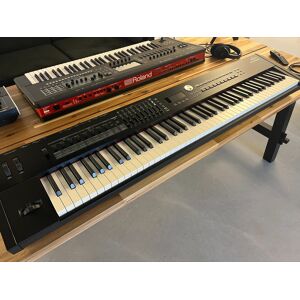 Roland Rd-2000 Stage Piano - (Demo)