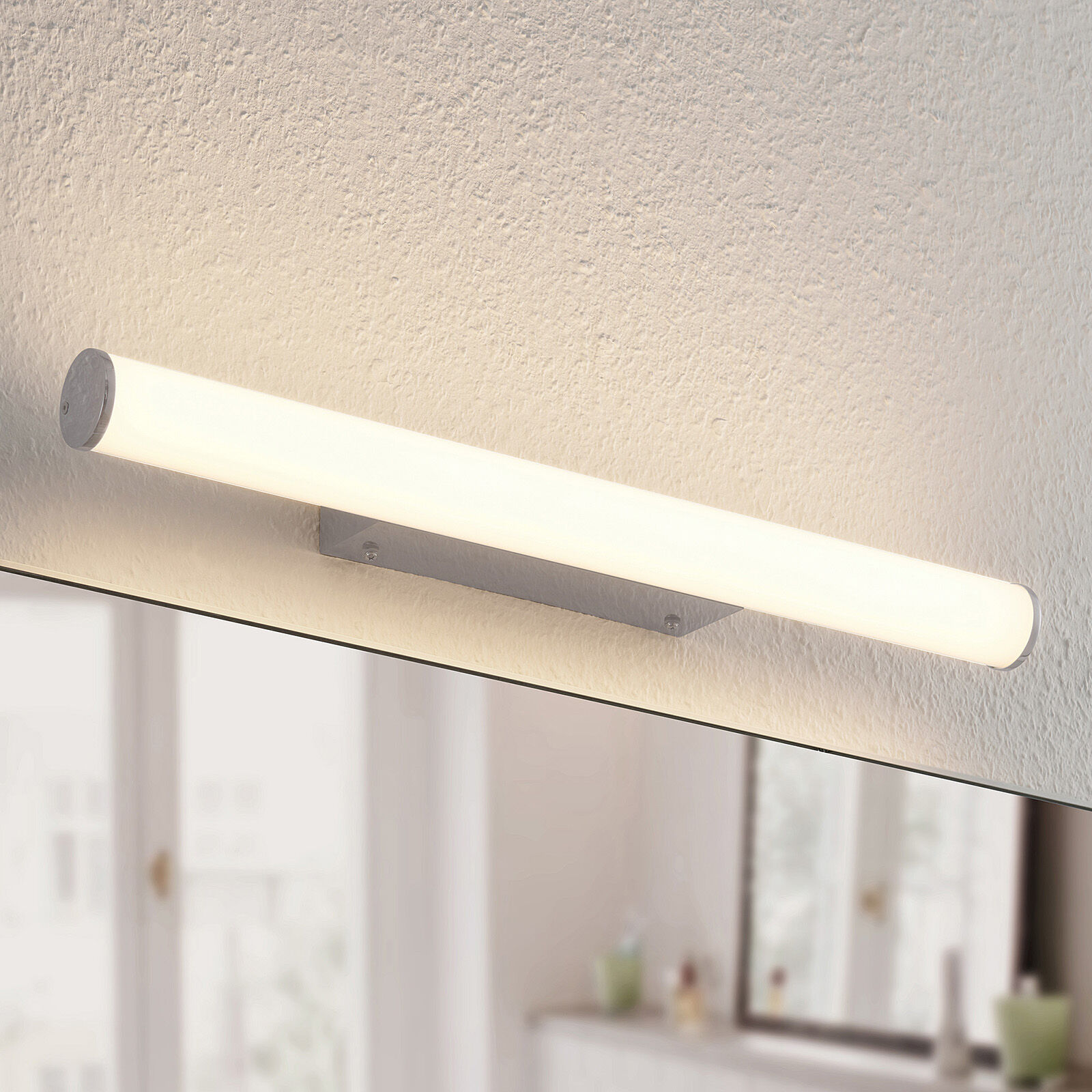 Lindby Sanbi LED-spejllampe, 60 cm Lindby Sanbi LED-spejllampe, 60 cm