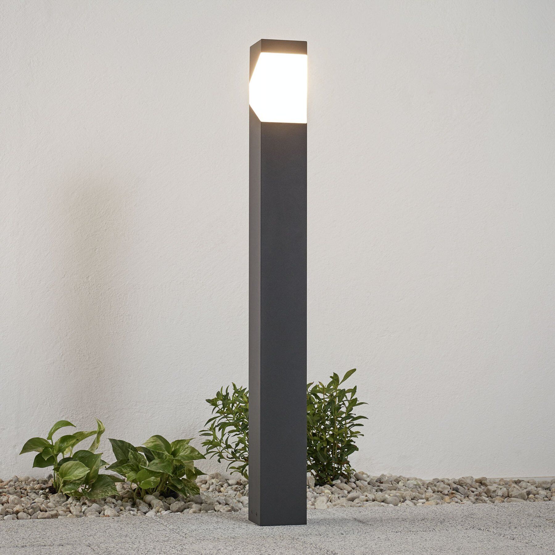 Lucande Vejlampe Kiran af aluminium Lucande Vejlampe Kiran af aluminium