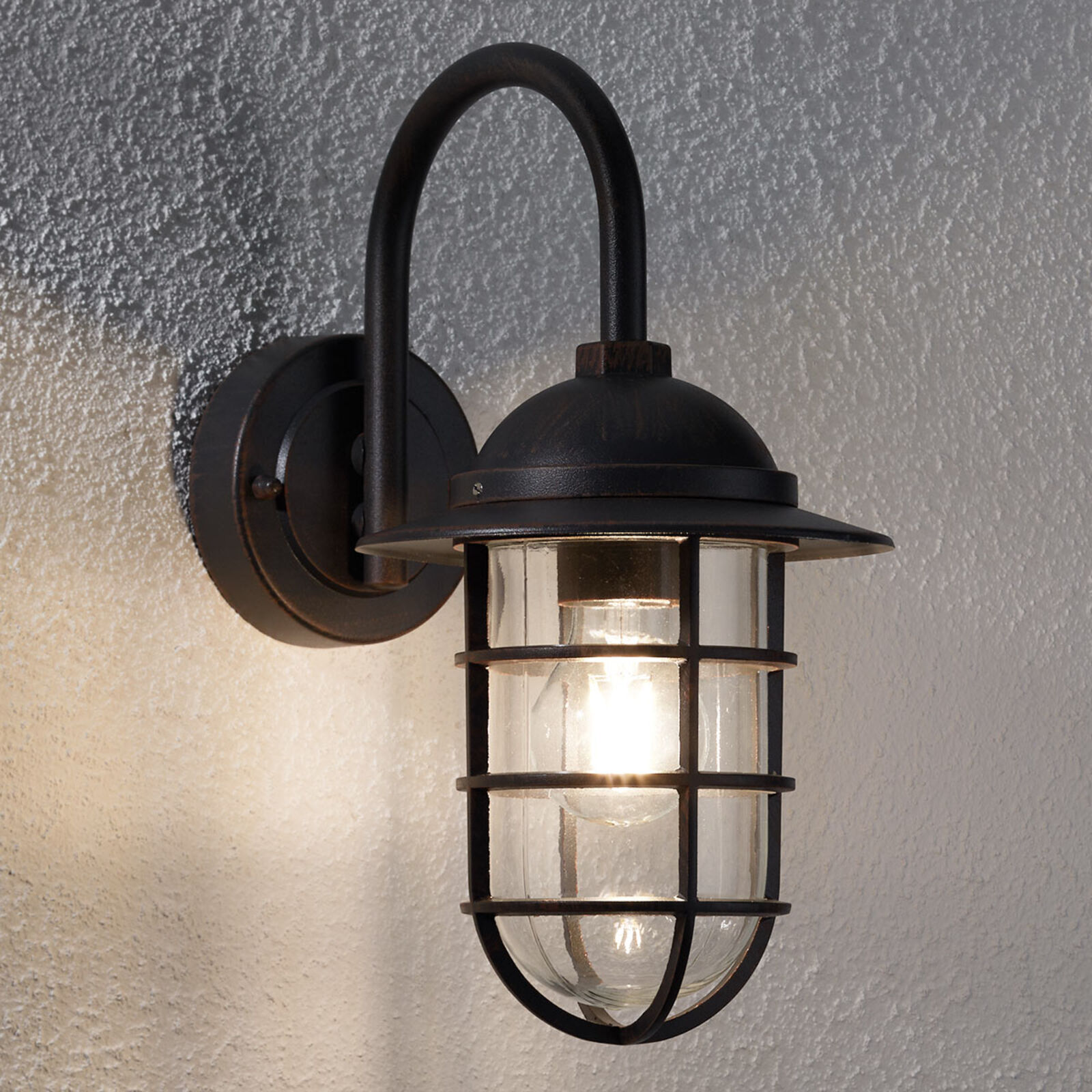 Lindby Udendørs væglampe Gero med buet afstiver Lindby Udendørs væglampe Gero med buet afstiver