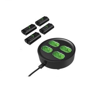 Teknikproffset 4 i 1 Batteriladestation Inkl. 4x Batterier til Xbox One & Xbox Series X/S