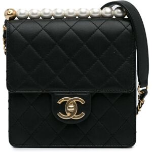 Pre-owned Chanel Small Chic Pearls Flap Black