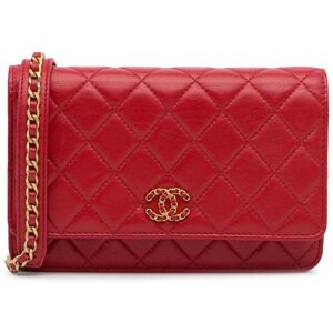 Pre-owned Chanel Quilted Lambskin 19 Wallet on Chain Red