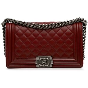 Pre-owned Chanel Medium Lambskin Boy Flap Red