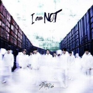 Bengans Stray Kids - I Am Not