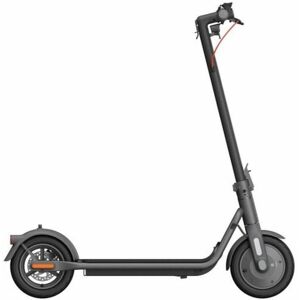 Din Butik El-scooter Navee V40 Pro 600 W - Kraftfuld og stilfuld sort elscooter med 600 W motor. Perfekt til bykørsel og pendling.