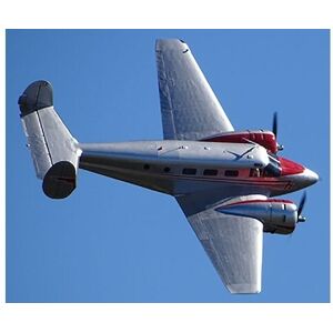 Revell Beechcraft Model 18 1:48