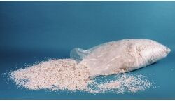 EuroLite Confetti, UV-active white, 7mm 10kg TILBUD NU EuroLite Confetti, UV-active white, 7mm 10kg TILBUD NU