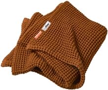 Done By Deer Waffle Blanket 80 x 100 cm Mustard Done By Deer Waffle Blanket 80 x 100 cm Mustard
