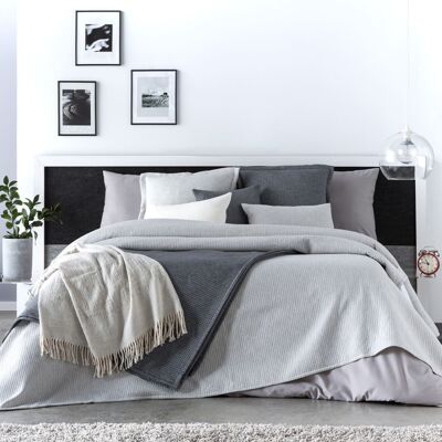 Colcha NAF NAF Brenne - Algodón-Poliéster - Gris Colcha NAF NAF Brenne - Algodón-Poliéster - Gris