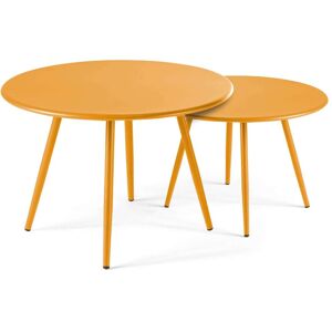 Oviala Lote de 2 mesas bajas redondas de acero amarillo Oviala Lote de 2 mesas bajas redondas de acero amarillo
