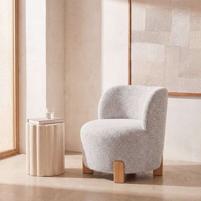 Maisons du Monde Sillón de tela gris jaspeada y madera de fresno Maisons du Monde Sillón de tela gris jaspeada y madera de fresno