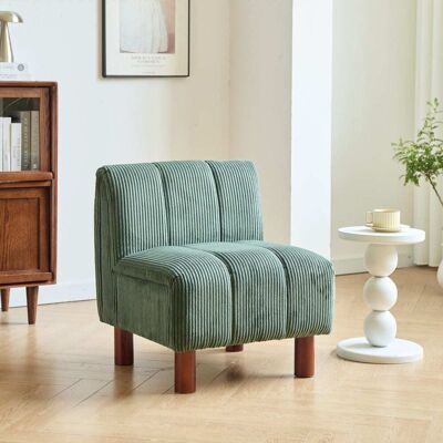 Nordlys Sillón en madera y terciopelo verde Nordlys Sillón en madera y terciopelo verde