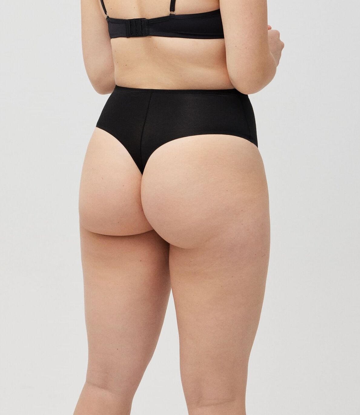 Tanga reductor YSABEL MORA 19332 M Negro