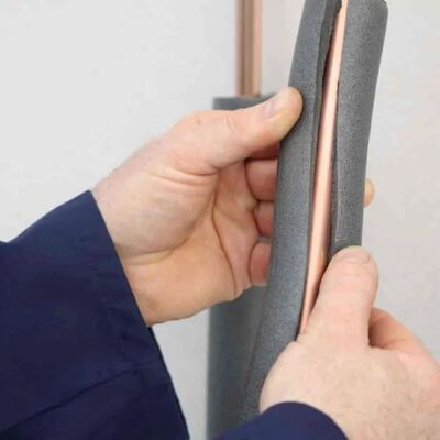 NMC Aeroflex® Sh Aislamiento De Tuberías, Revestimiento De Tuberías - 2 M, Material Aislante Flexible De Caucho Espumado De Celda Cerrada, Negro - 76 X 40 Mm NMC Aeroflex® Sh Aislamiento De Tuberías, Revestimiento De Tuberías - 2 M, Material Aislante Flexible De Caucho Espumado De Celda Cerrada, Negro - 76 X 40 Mm