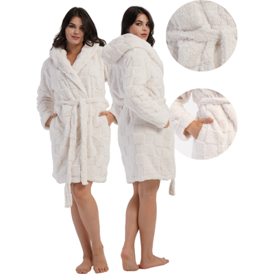 OEM Bata De Baño Suave Para Mujer M Vienetta Suave Con Capucha Y Lazo Cálida Y Agradable OEM Bata De Baño Suave Para Mujer M Vienetta Suave Con Capucha Y Lazo Cálida Y Agradable