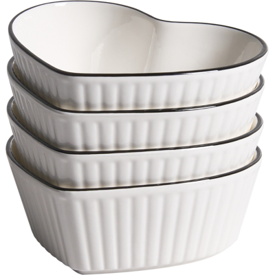BELIANI Conjunto De 4 Cuencos De Porcelana Acabado Esmaltado Transparente Con Forma De Corazón Blanco Mace BELIANI Conjunto De 4 Cuencos De Porcelana Acabado Esmaltado Transparente Con Forma De Corazón Blanco Mace