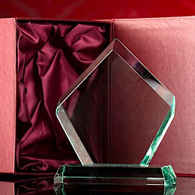 OEM Triángulo De Cristal Con Base, Estatuilla De Cristal, Premio, Regalo, Para Grabar O Imprimir, Con Estuche Decorativo. OEM Triángulo De Cristal Con Base, Estatuilla De Cristal, Premio, Regalo, Para Grabar O Imprimir, Con Estuche Decorativo.