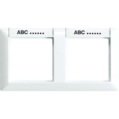 Marco eléctrico de 3 vías de JUNG - Adecuado para montaje empotrado Marco eléctrico de 3 vías de JUNG - Adecuado para montaje empotrado