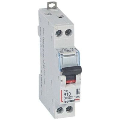 Disjoncteur Dx³6000 10ka Arrivée Haute Et Départ Bas À Vis U+n 230v - 10a - Courbe B - 1 Module - Legrand Disjoncteur Dx³6000 10ka Arrivée Haute Et Départ Bas À Vis U+n 230v - 10a - Courbe B - 1 Module - Legrand