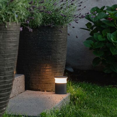 Qazqa Moderno Lámpara De Exterior Moderna Gris Oscuro 12 Cm Con Led - Bar Aluminio Redonda Incluye Led Max. 1 X 10 Watt Qazqa Moderno Lámpara De Exterior Moderna Gris Oscuro 12 Cm Con Led - Bar Aluminio Redonda Incluye Led Max. 1 X 10 Watt