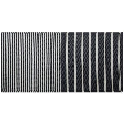 BELIANI Alfombra De Exterior De Material Sintético Negro 90 X 180 Cm Patrón Geométrico A Rayas Ecológico Moderno Minimalista Haldia BELIANI Alfombra De Exterior De Material Sintético Negro 90 X 180 Cm Patrón Geométrico A Rayas Ecológico Moderno Minimalista Haldia